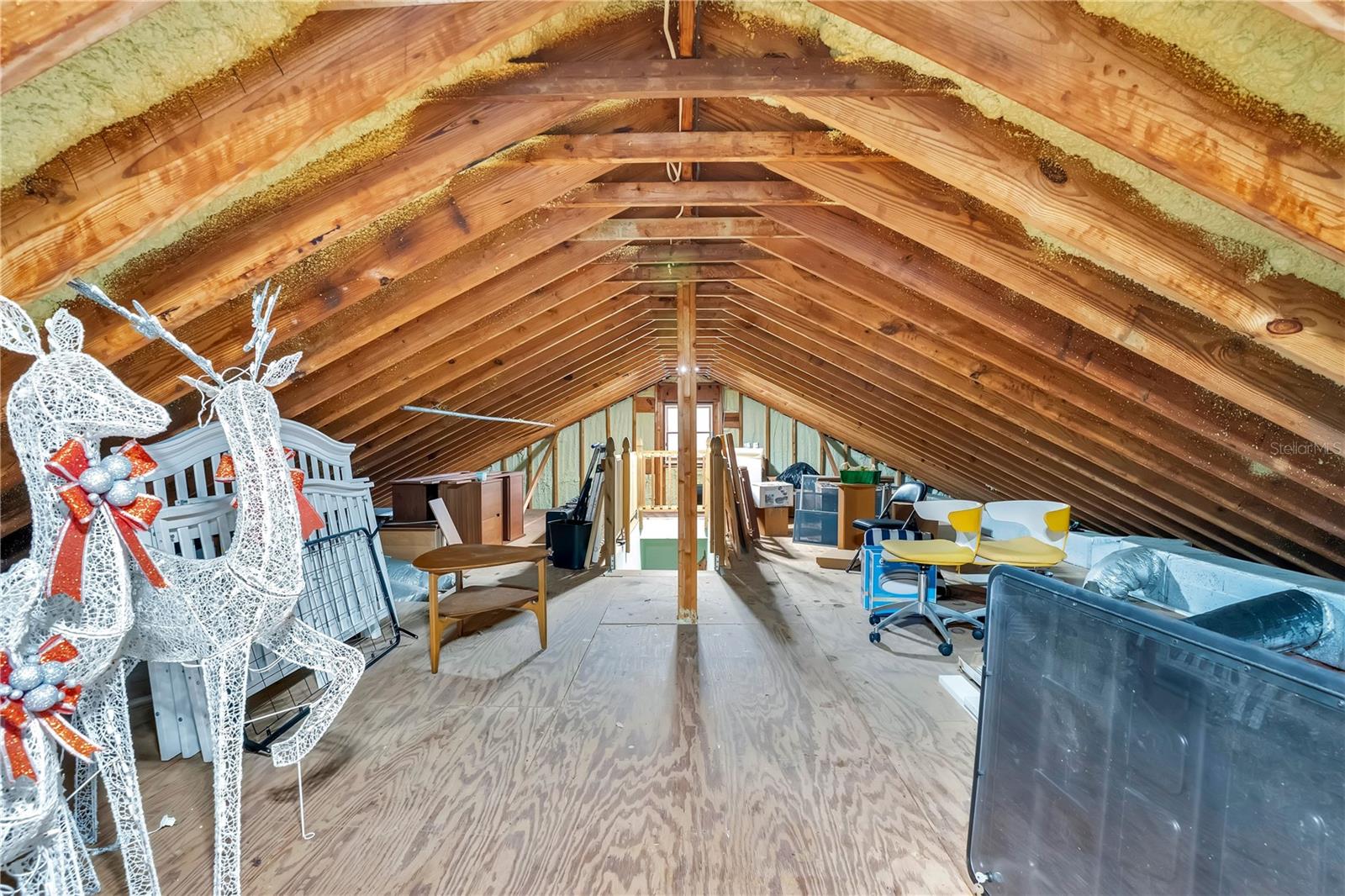 Image 43 of 61 For 8 Fernwood Trail