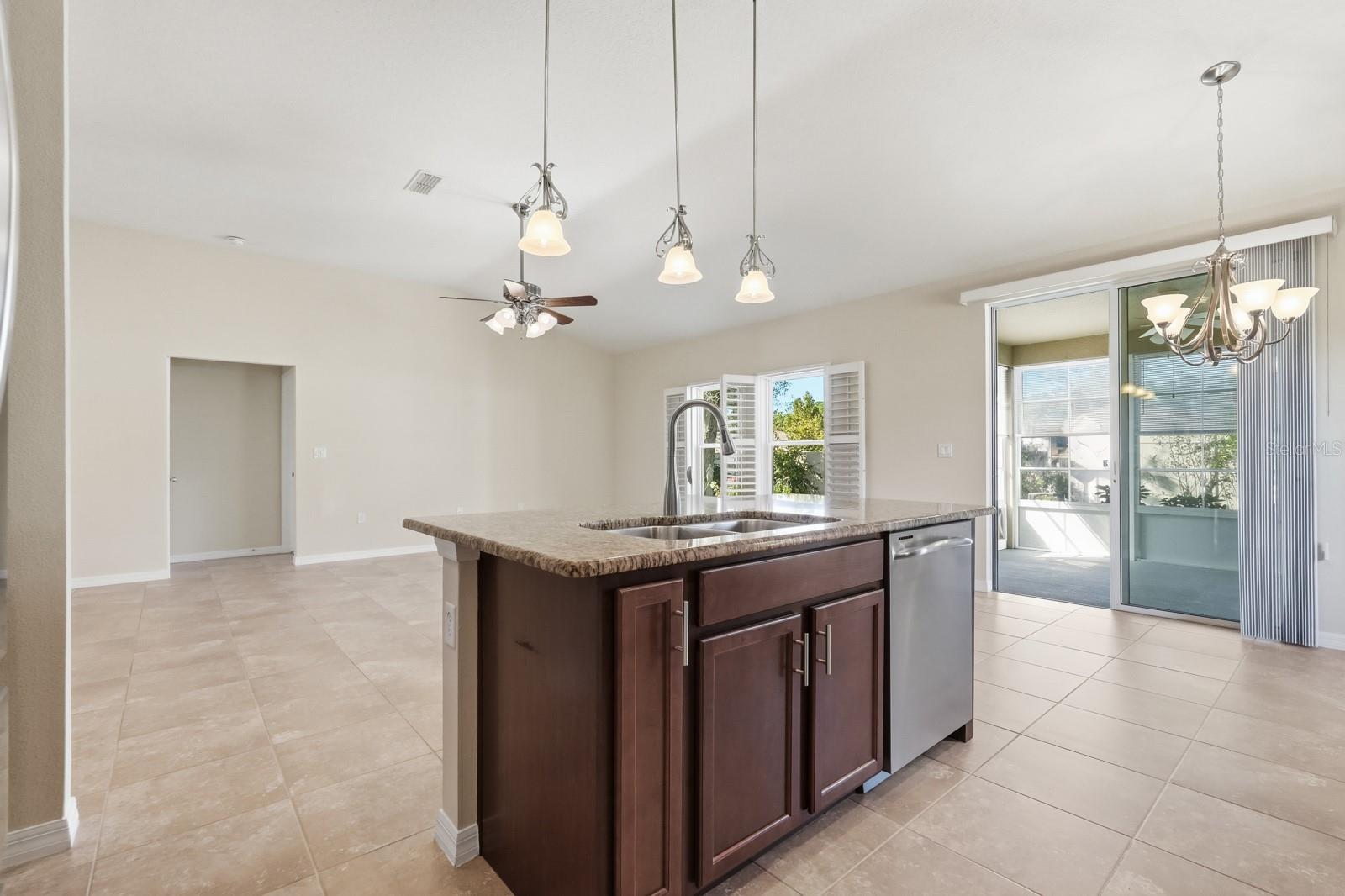 Image 29 of 59 For 740 Grape Ivy Lane