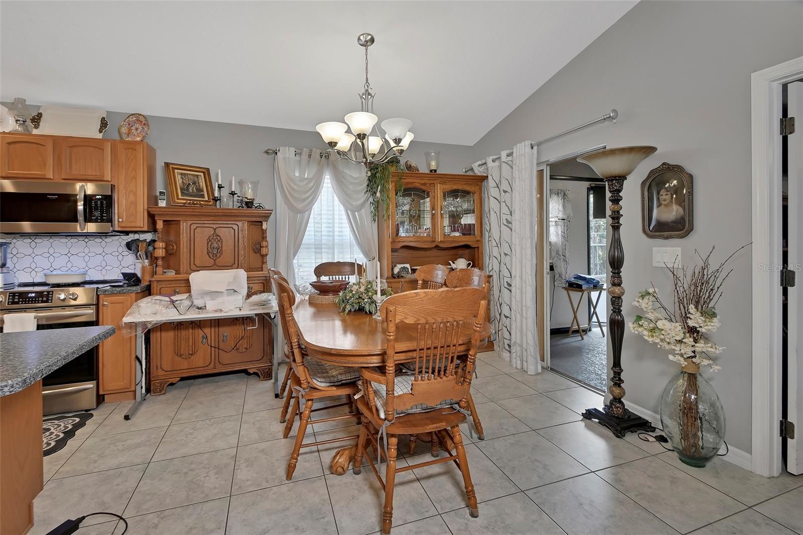 Image 10 of 42 For 43746 Sunset Drive