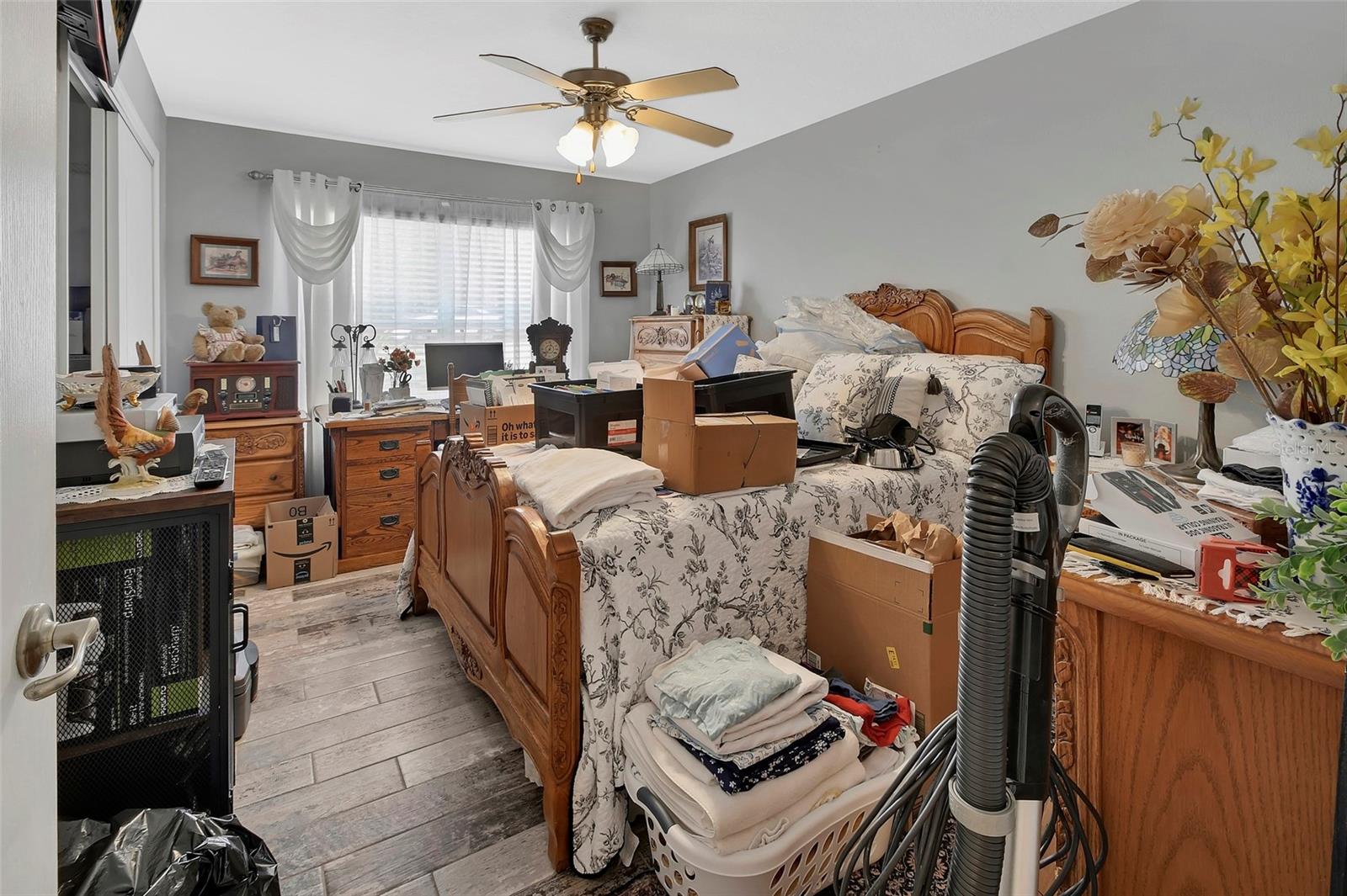 Image 22 of 42 For 43746 Sunset Drive