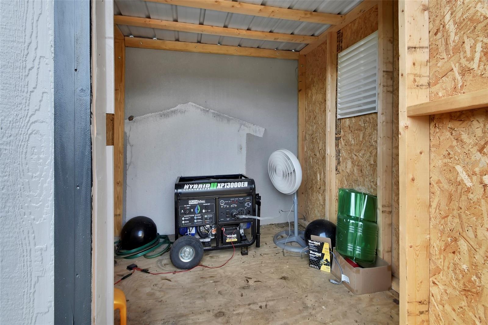 Image 31 of 42 For 43746 Sunset Drive