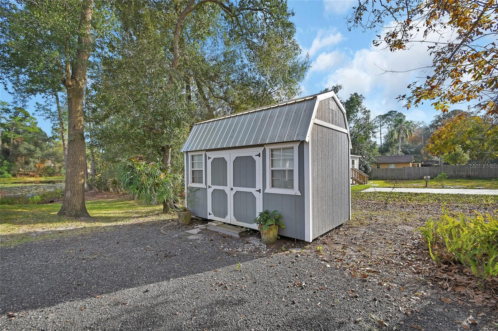 Image 33 of 42 For 43746 Sunset Drive