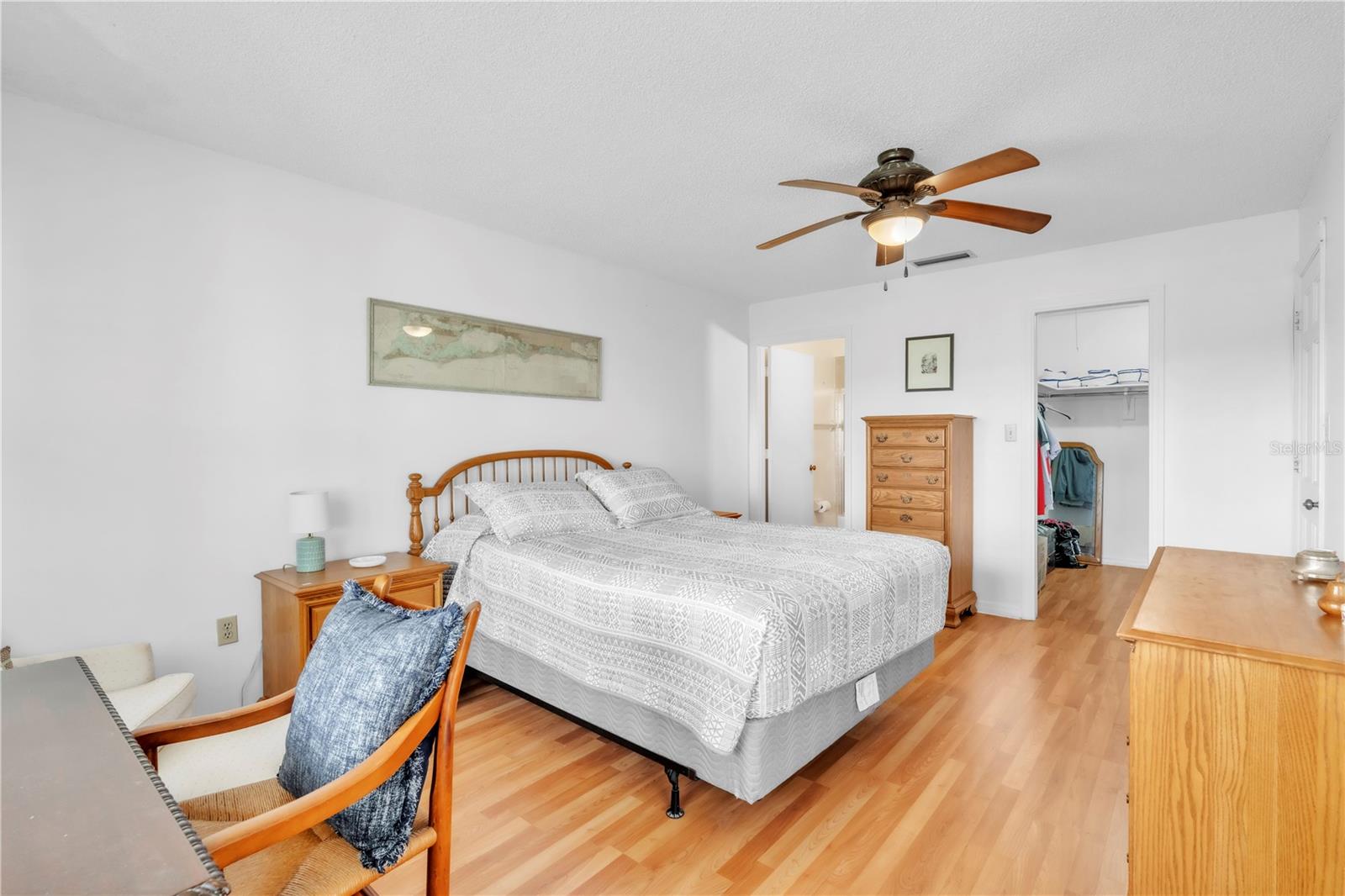 Image 14 of 32 For 4515 Mount Vernon Drive