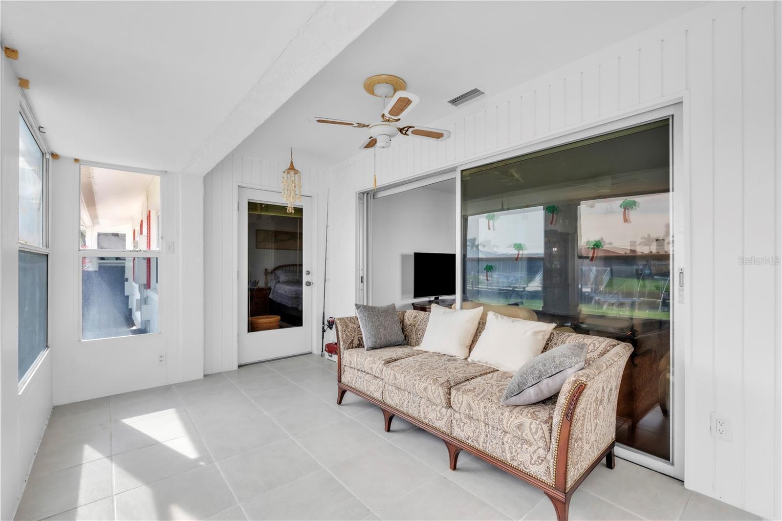 Image 20 of 32 For 4515 Mount Vernon Drive