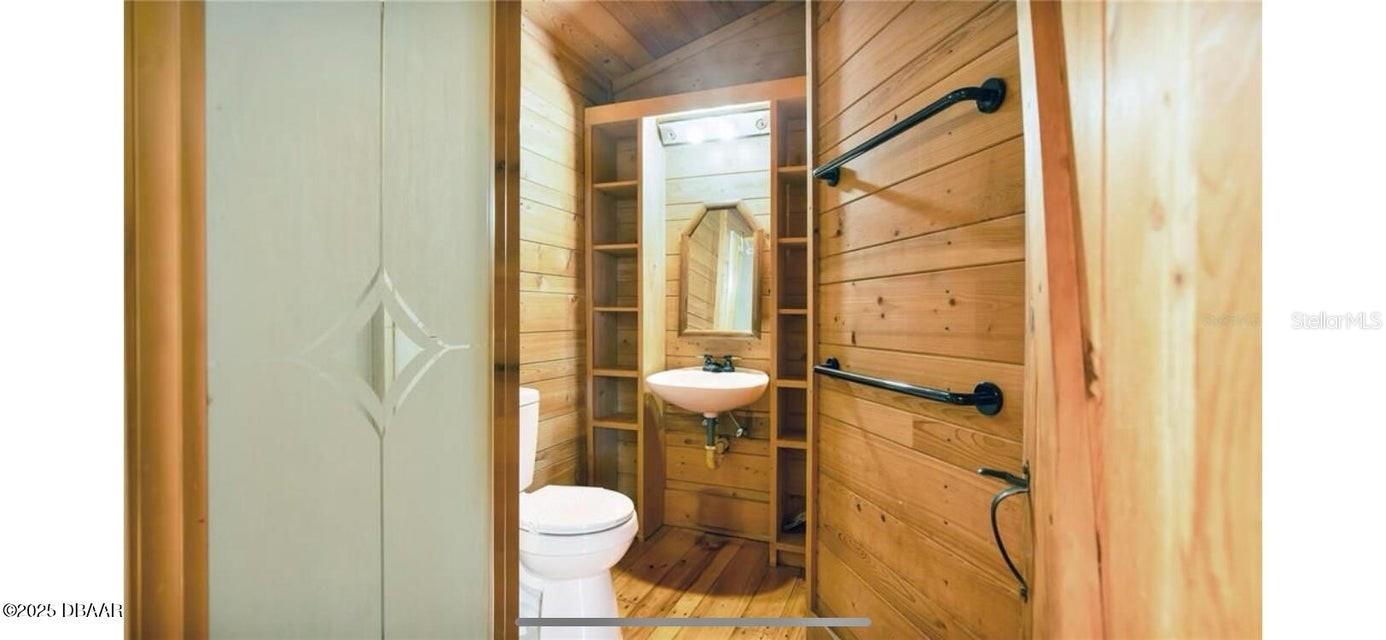 Image 14 of 27 For 1330 Niatross Street