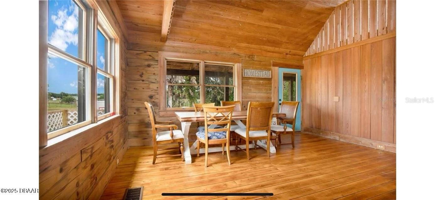 Image 5 of 27 For 1330 Niatross Street