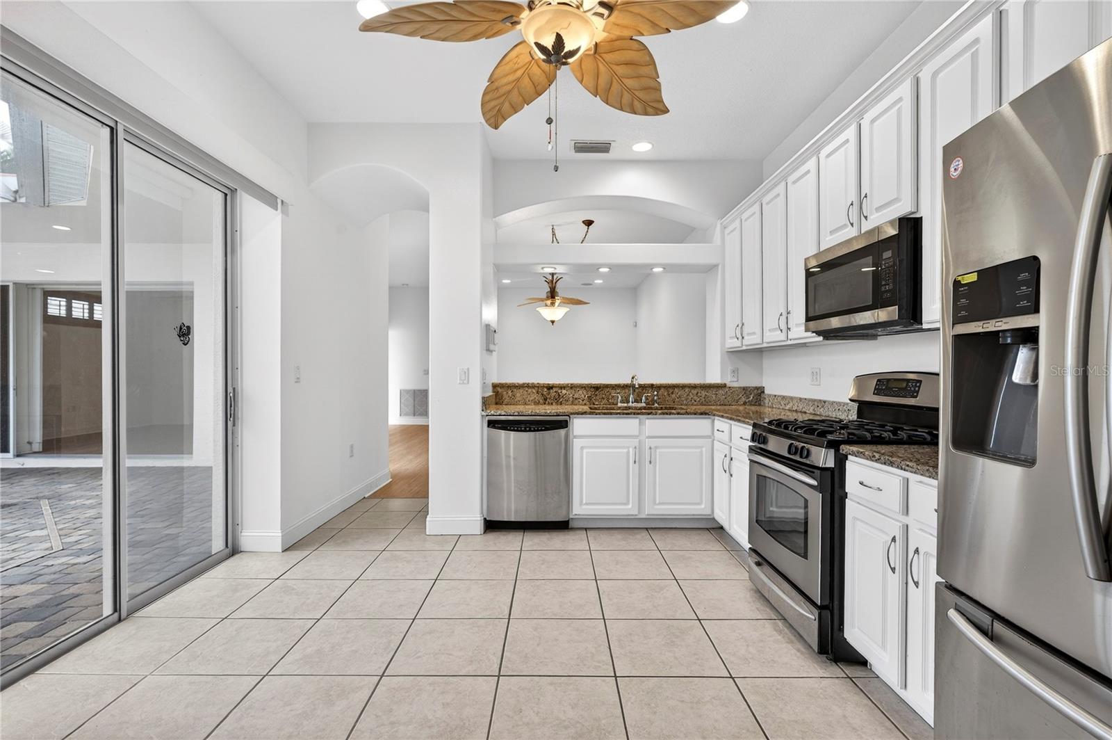 Image 14 of 47 For 8652 Villanova Drive 1001