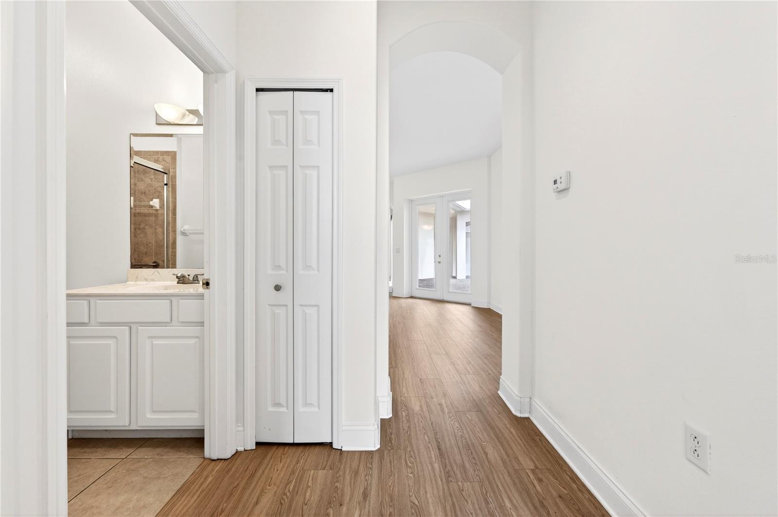 Image 35 of 47 For 8652 Villanova Drive 1001