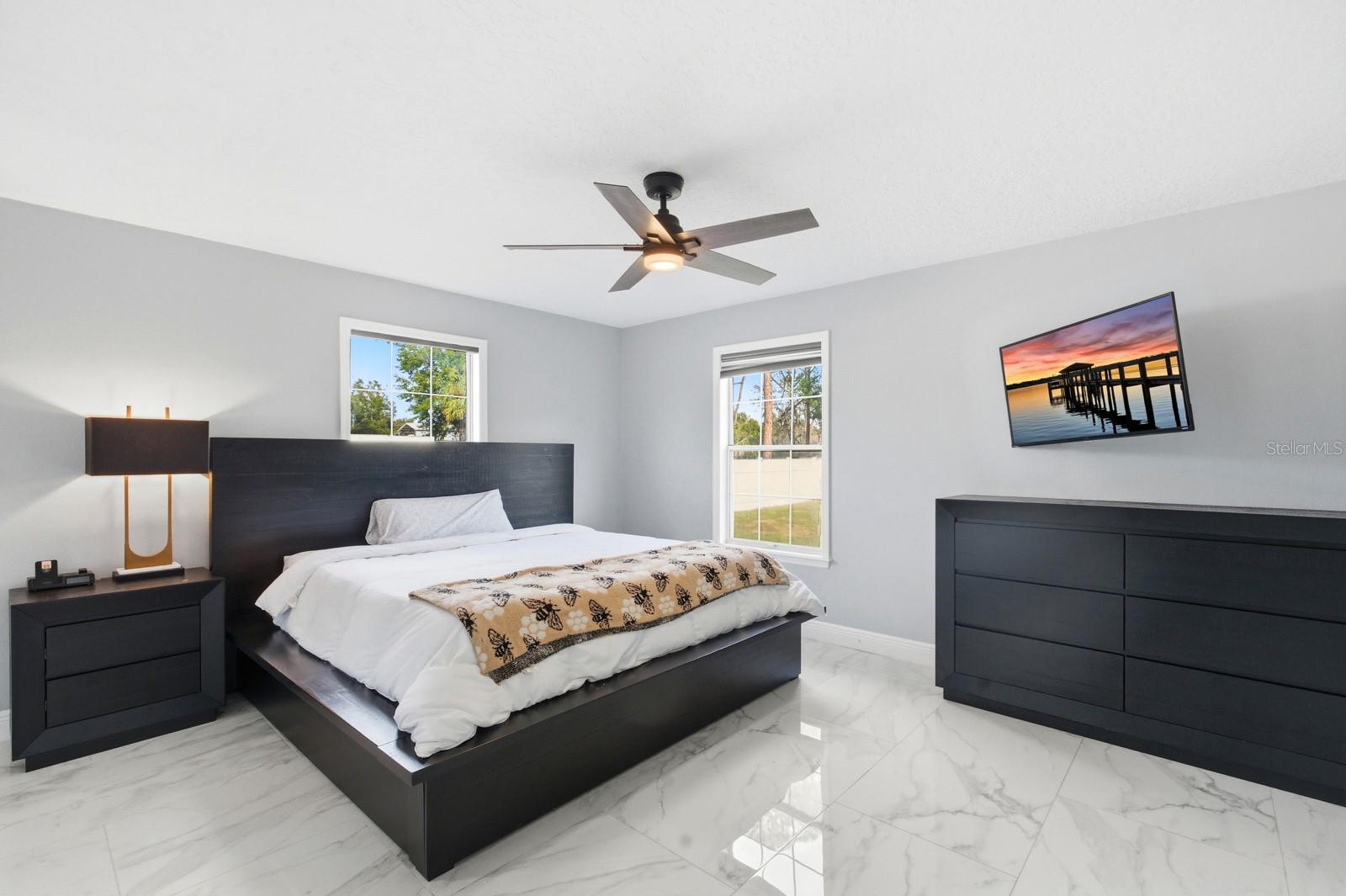 Image 24 of 70 For 5743 Sweetwater Boulevard