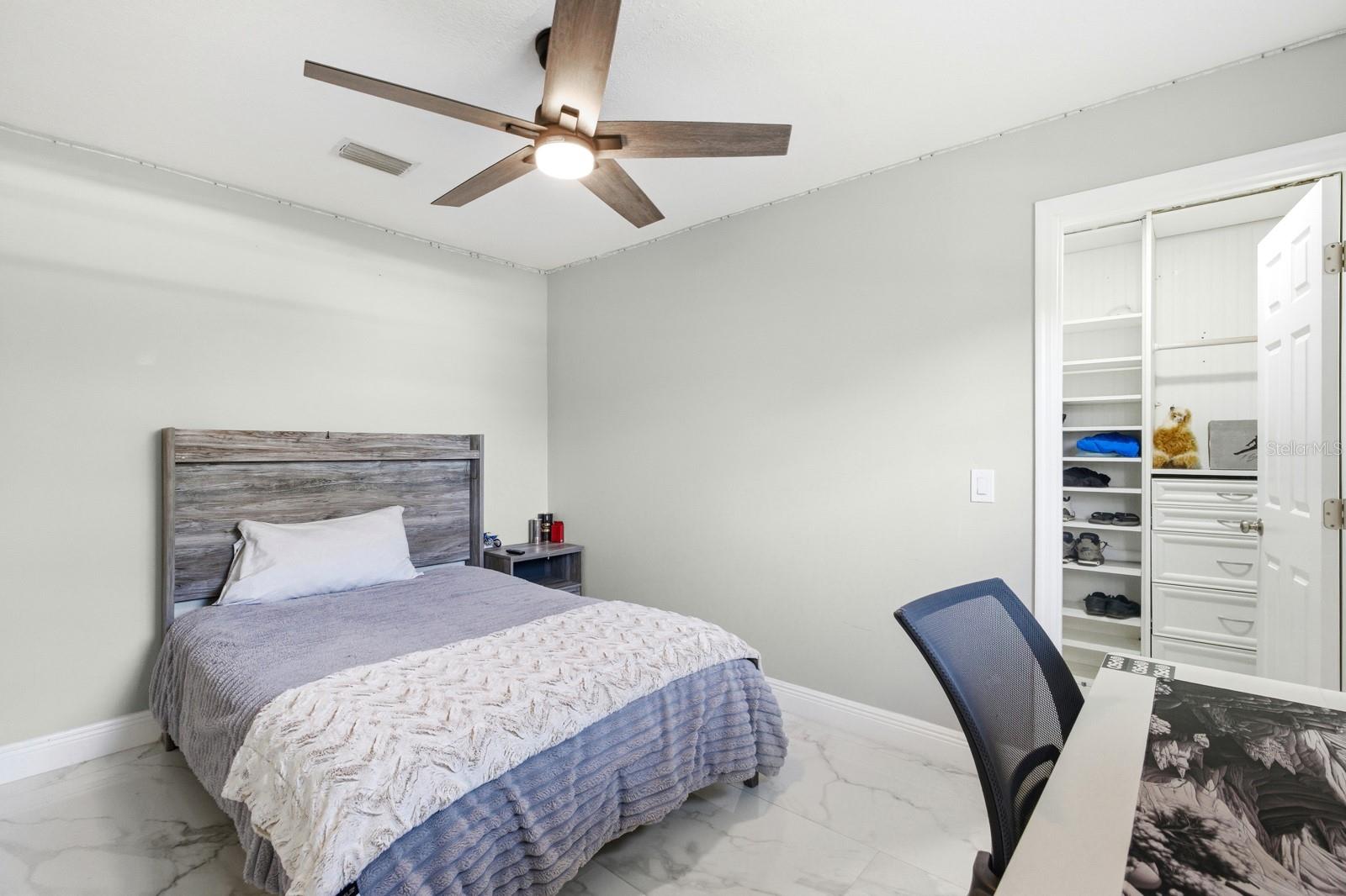 Image 37 of 70 For 5743 Sweetwater Boulevard