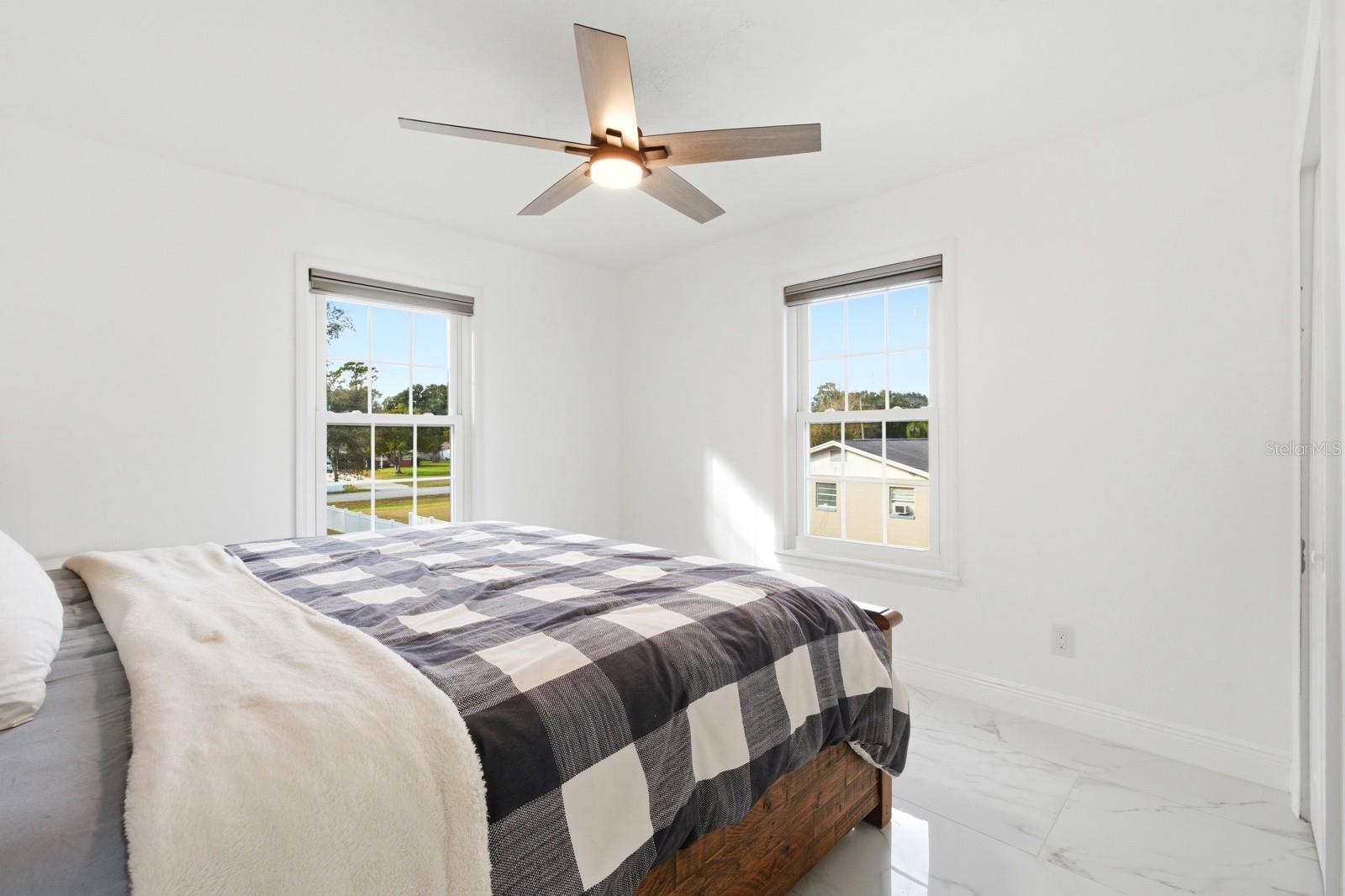 Image 43 of 70 For 5743 Sweetwater Boulevard