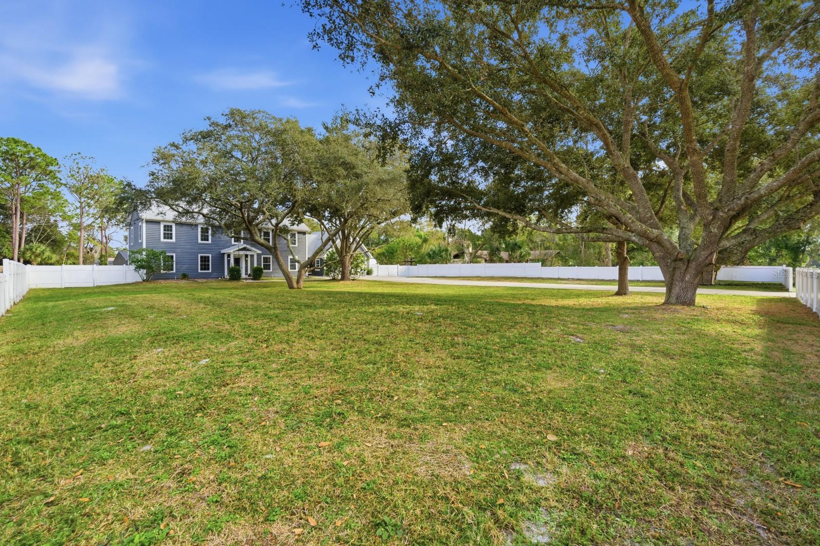 Image 5 of 70 For 5743 Sweetwater Boulevard