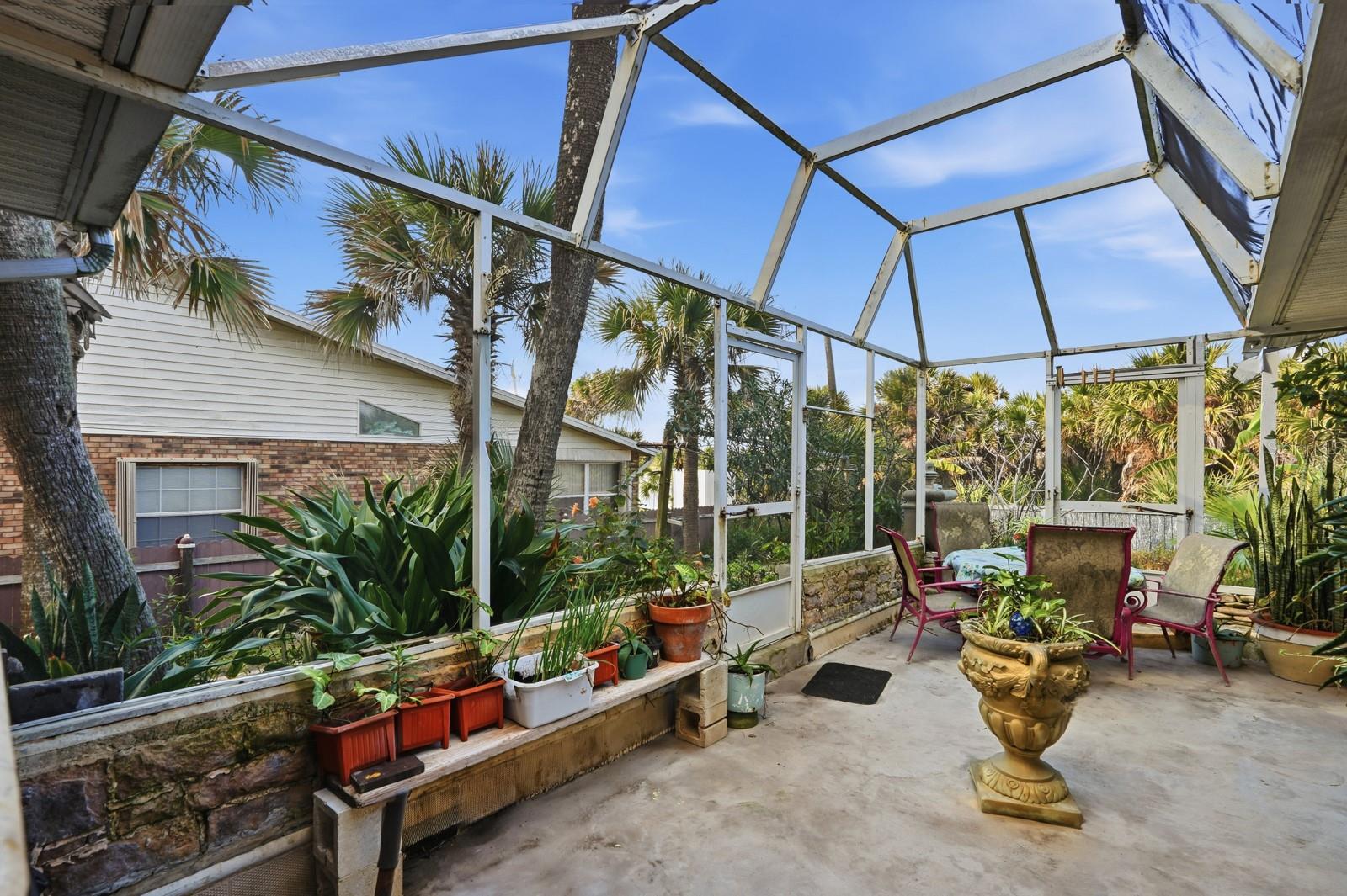 Image 33 of 54 For 2944 Ocean Shore Boulevard