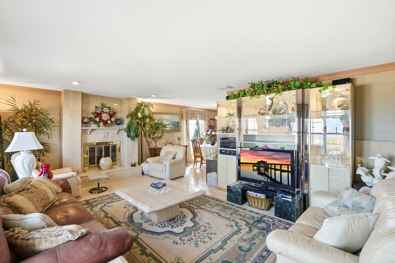 Image 7 of 54 For 2944 Ocean Shore Boulevard