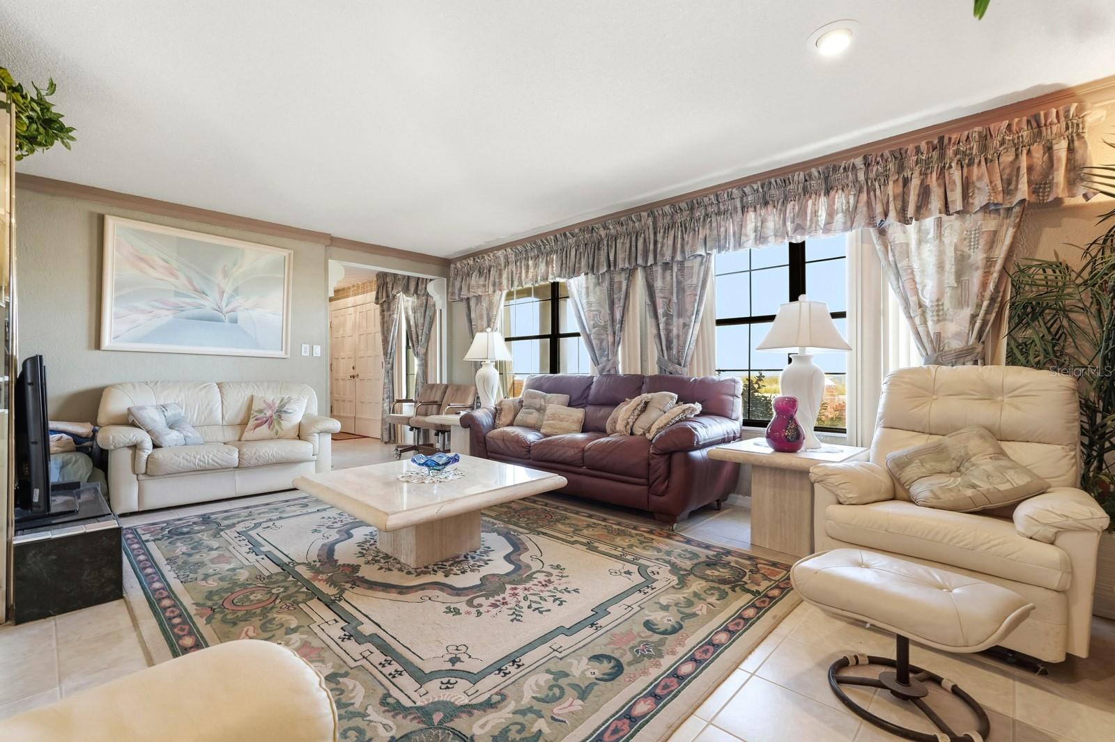 Image 9 of 54 For 2944 Ocean Shore Boulevard