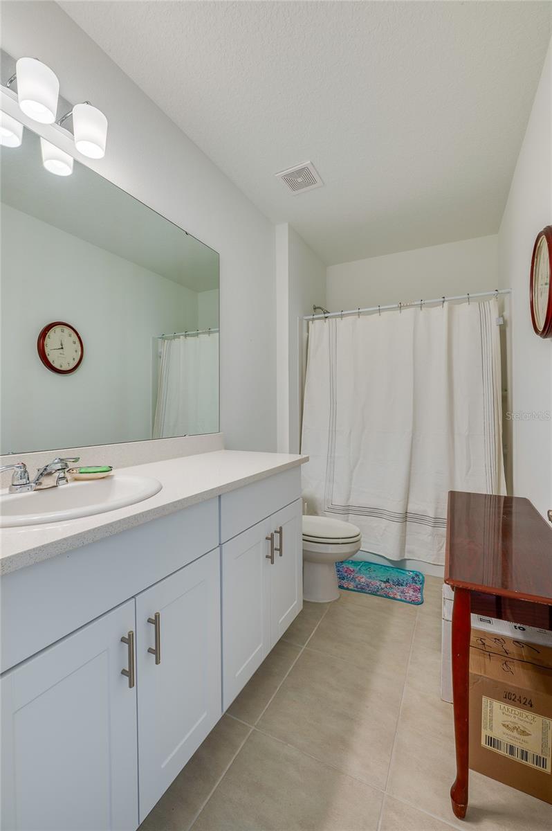 Image 20 of 32 For 365 River Front Way