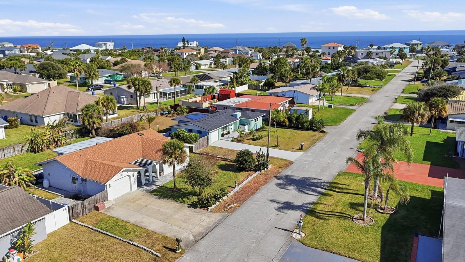 Image 49 of 53 For 25 Dolphin Avenue