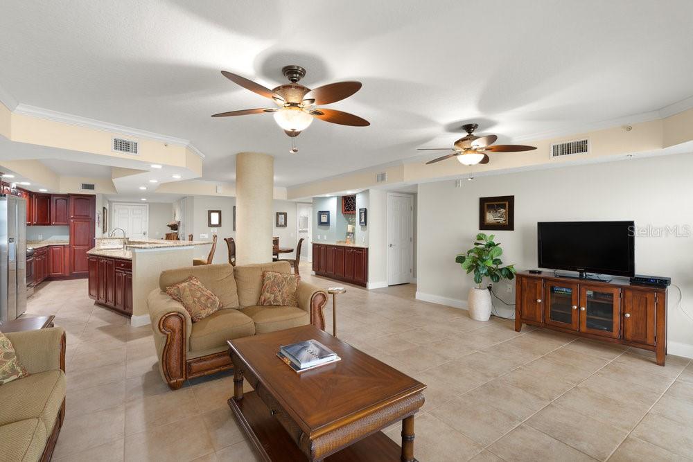 Image 13 of 50 For 3811 Atlantic Avenue 201