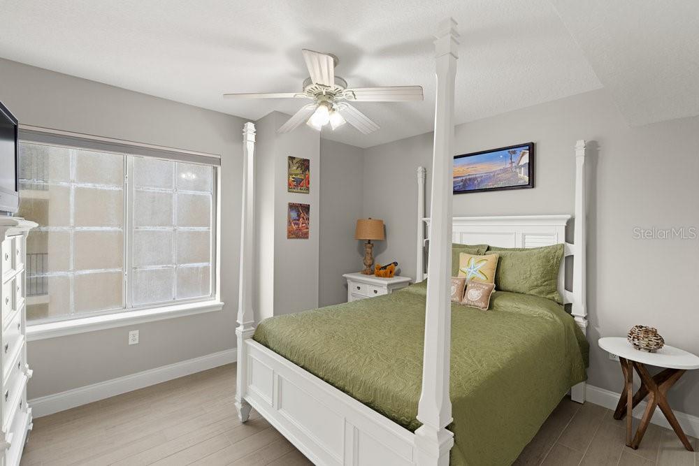 Image 18 of 50 For 3811 Atlantic Avenue 201