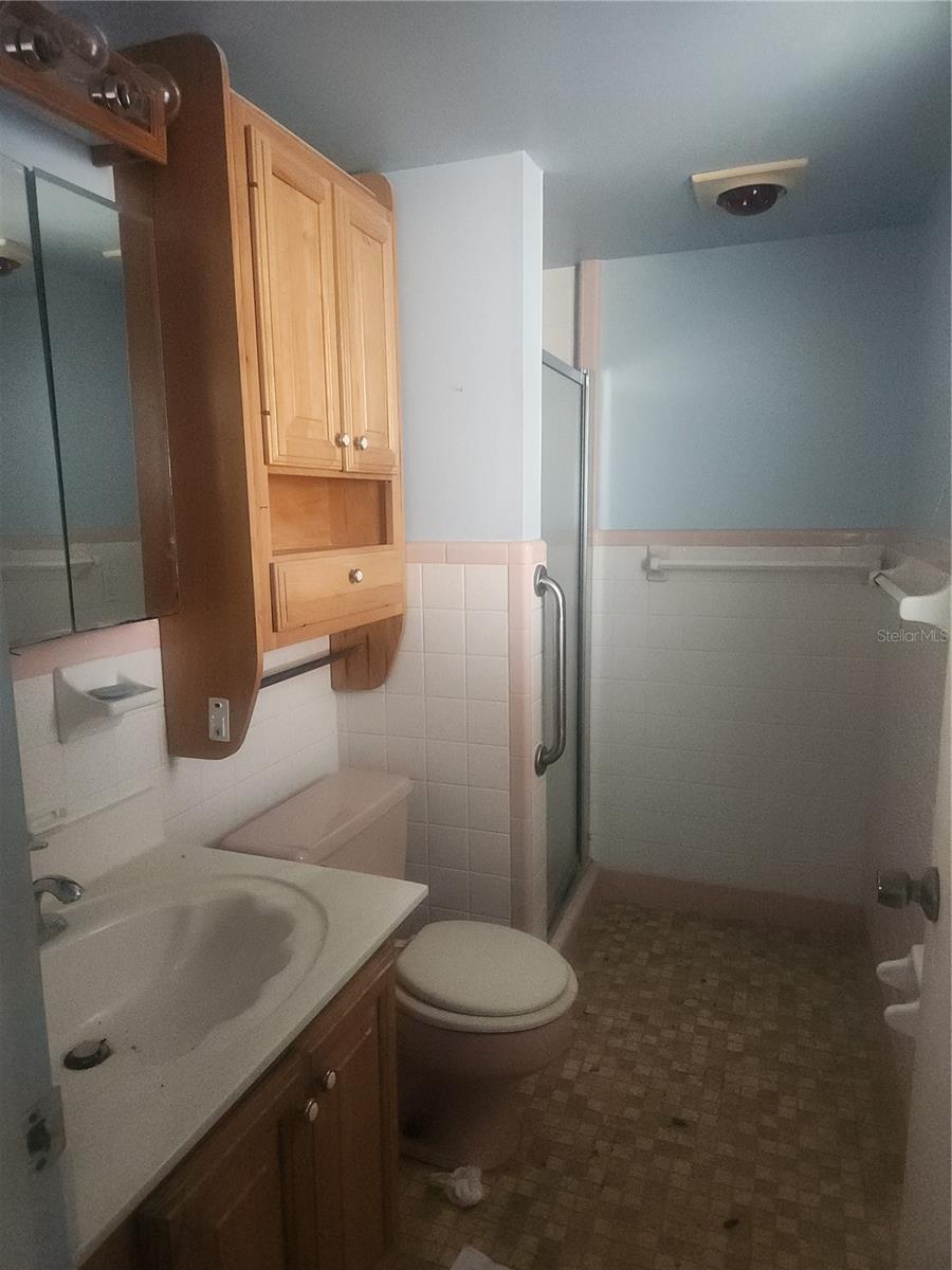 Image 11 of 24 For 530 Yonge Street