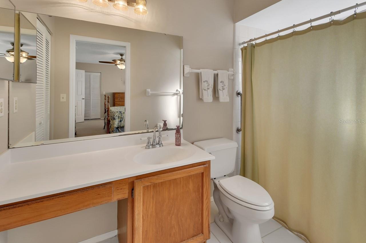 Image 17 of 36 For 1449 7th Avenue