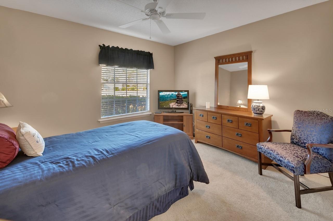 Image 18 of 36 For 1449 7th Avenue