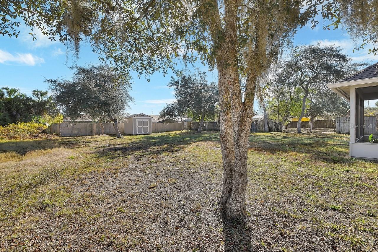 Image 28 of 36 For 1449 7th Avenue