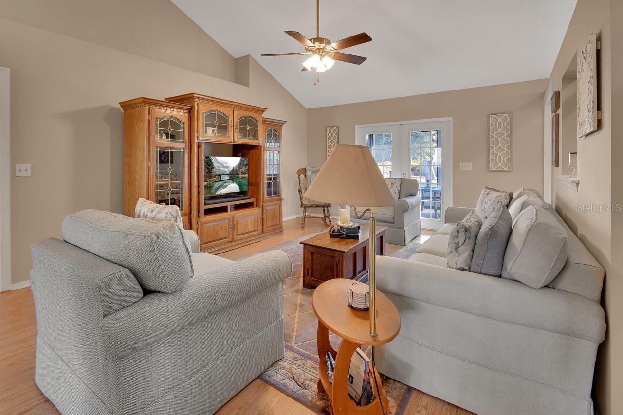 Image 3 of 36 For 1449 7th Avenue