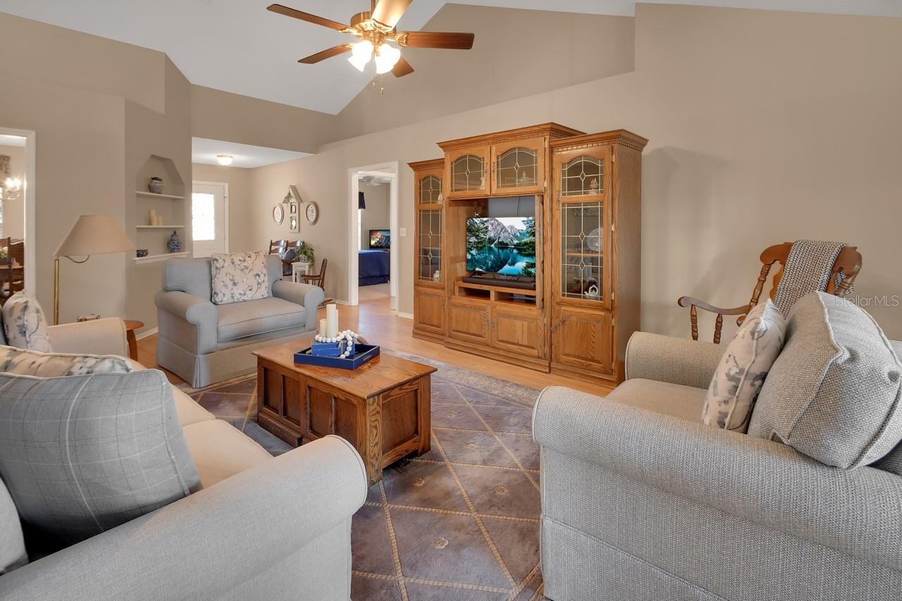 Image 4 of 36 For 1449 7th Avenue