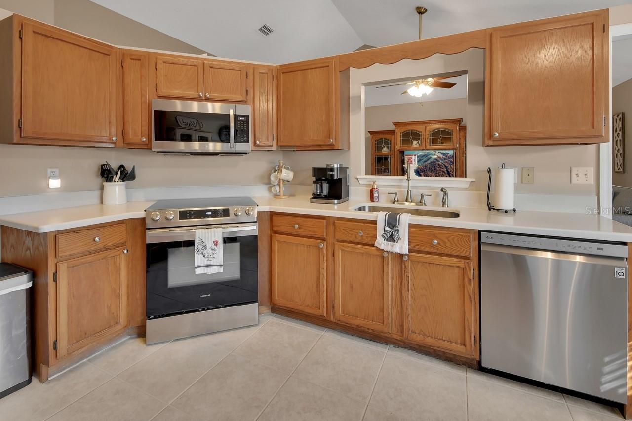 Image 7 of 36 For 1449 7th Avenue