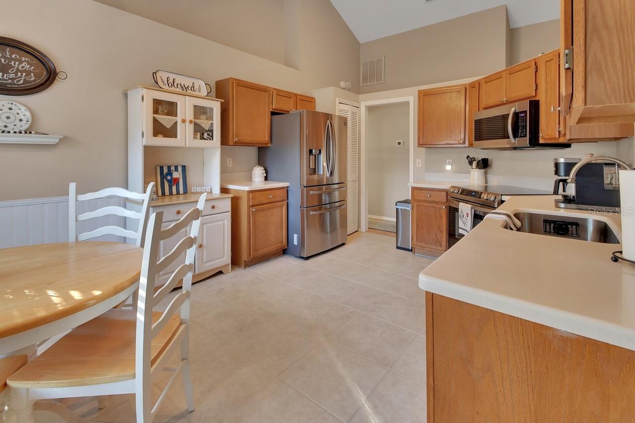 Image 9 of 36 For 1449 7th Avenue