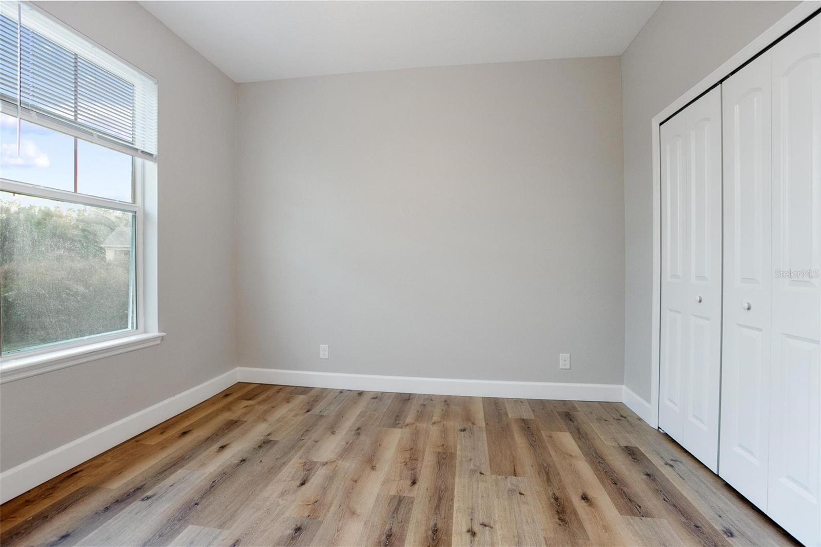 Image 24 of 31 For 2767 Kingsdale Drive