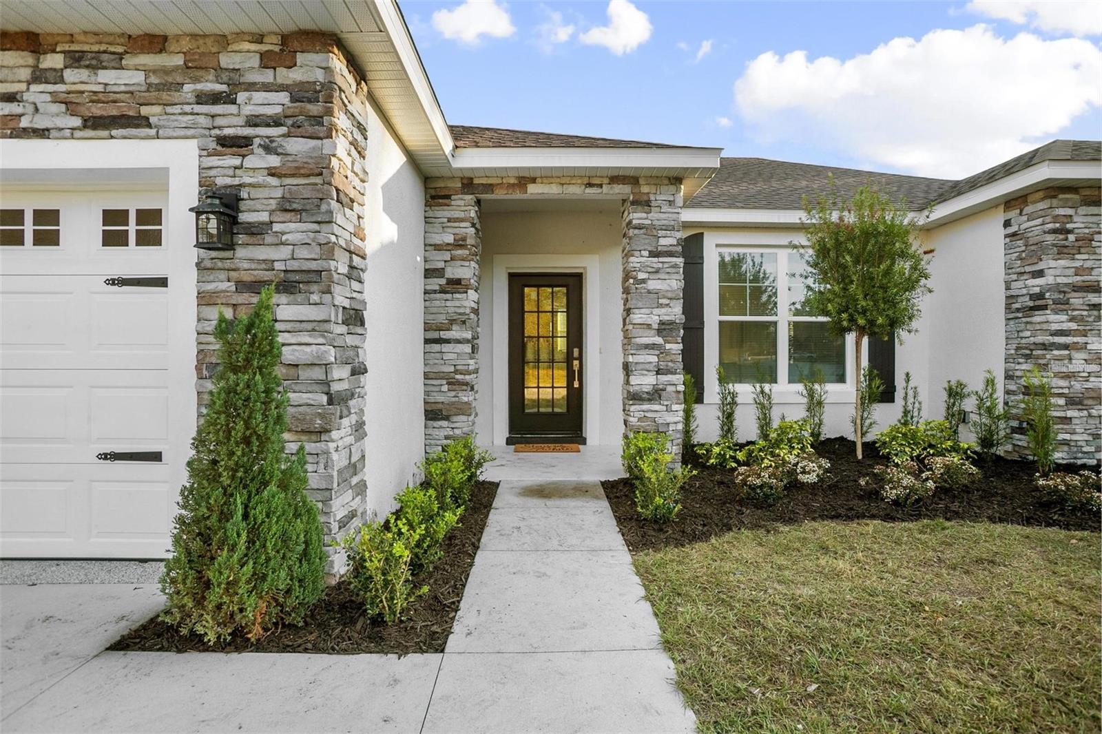 Image 4 of 31 For 2767 Kingsdale Drive