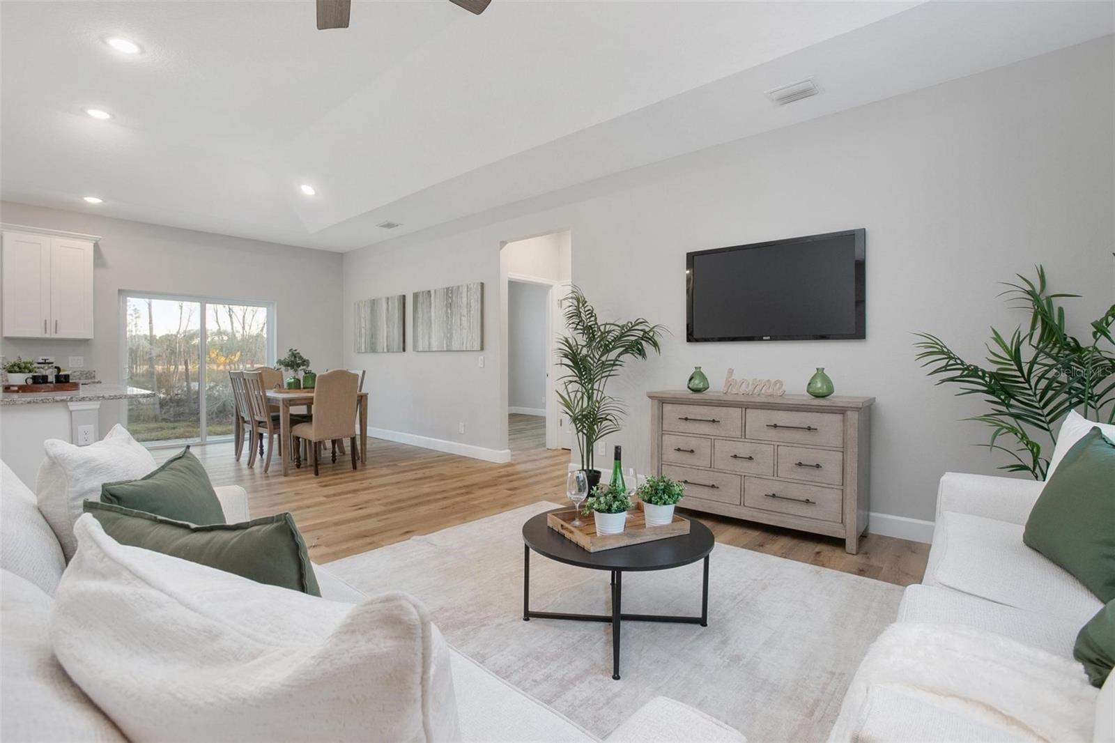 Image 7 of 31 For 2767 Kingsdale Drive