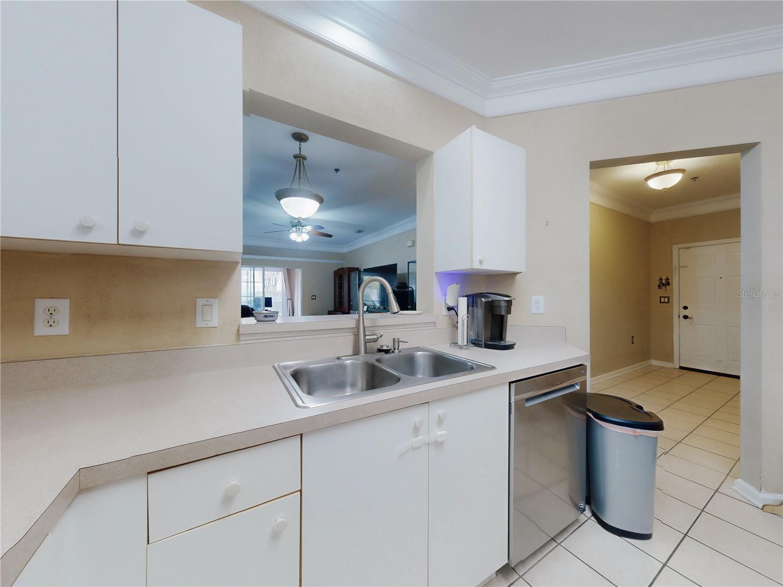 Image 7 of 70 For 4849 Cypress Woods Drive 1105