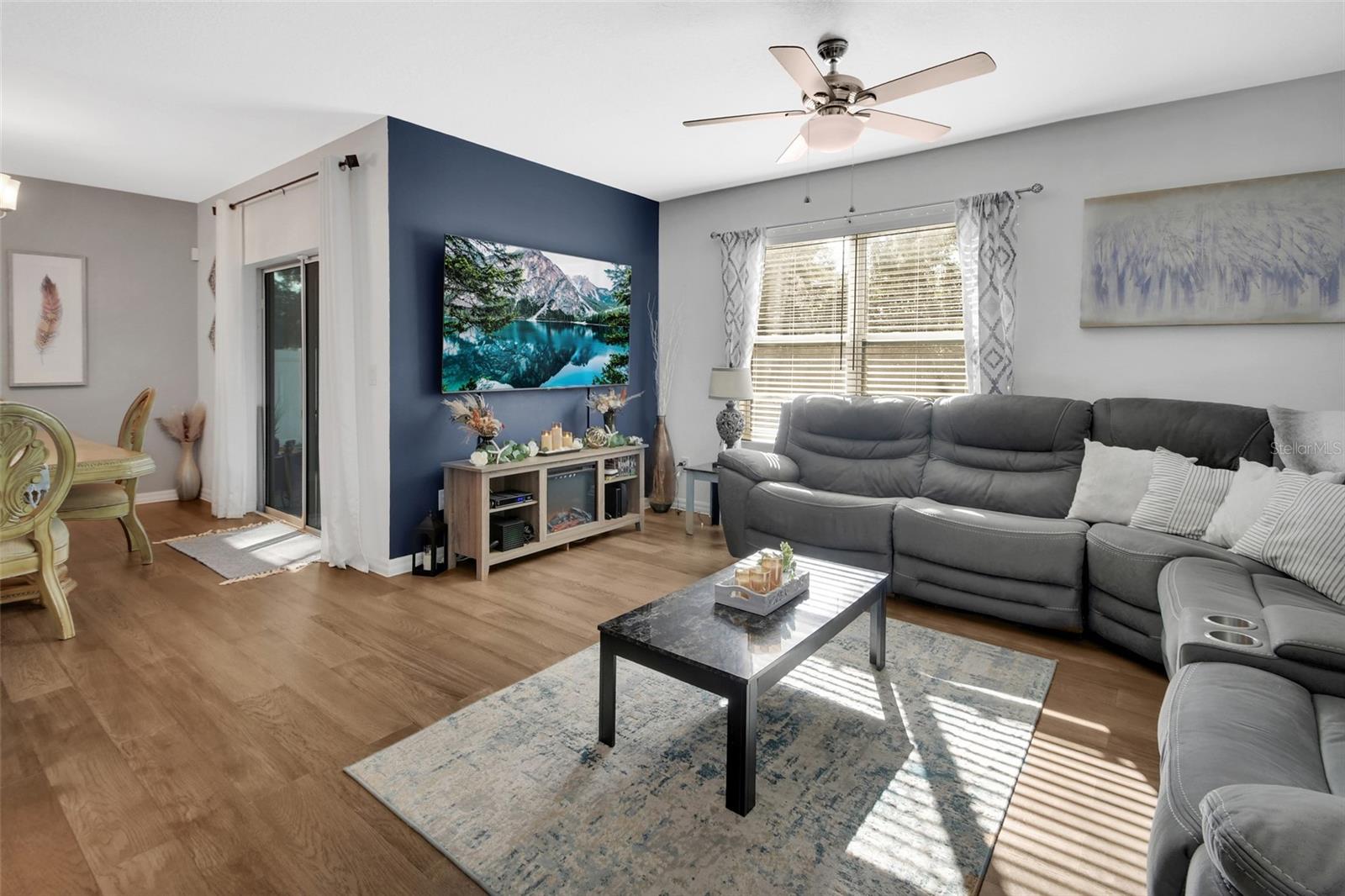 Image 7 of 31 For 813 Oak Hollow Loop