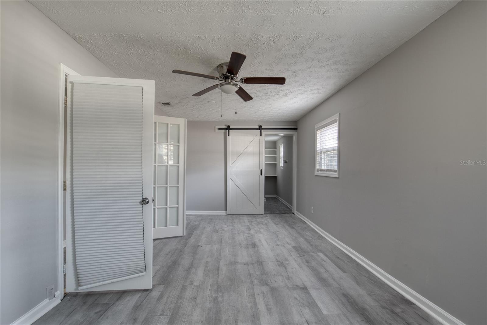 Image 14 of 30 For 4416 Beverly Avenue