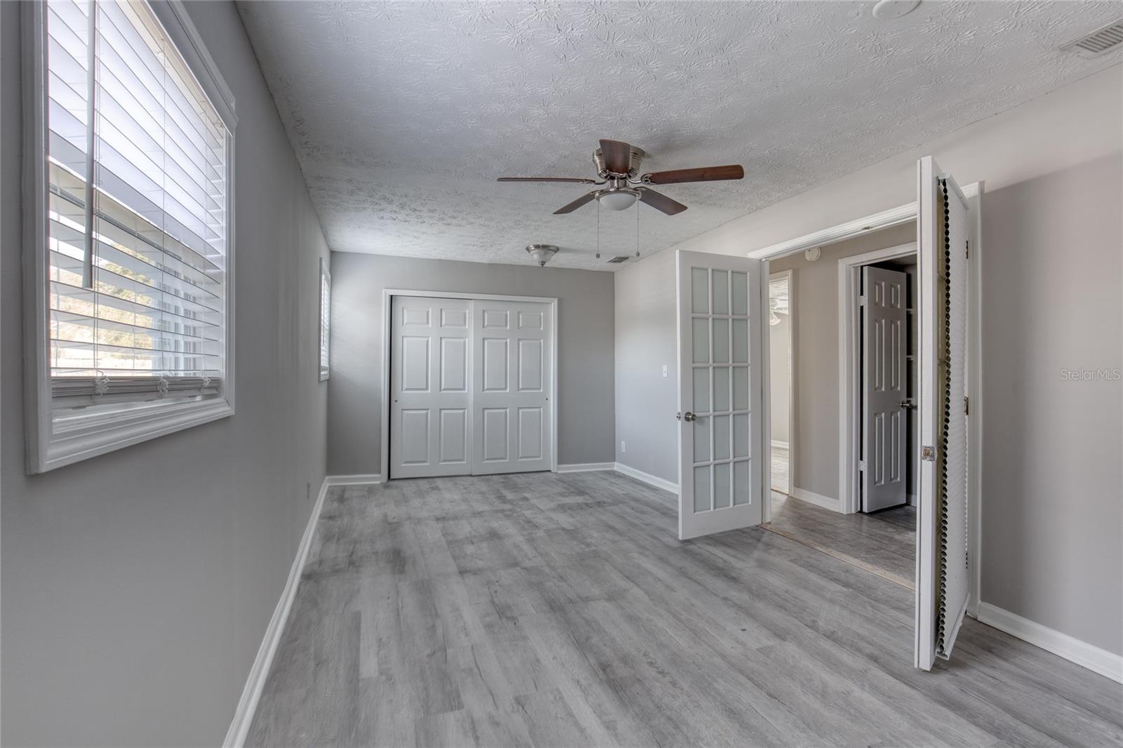 Image 17 of 30 For 4416 Beverly Avenue