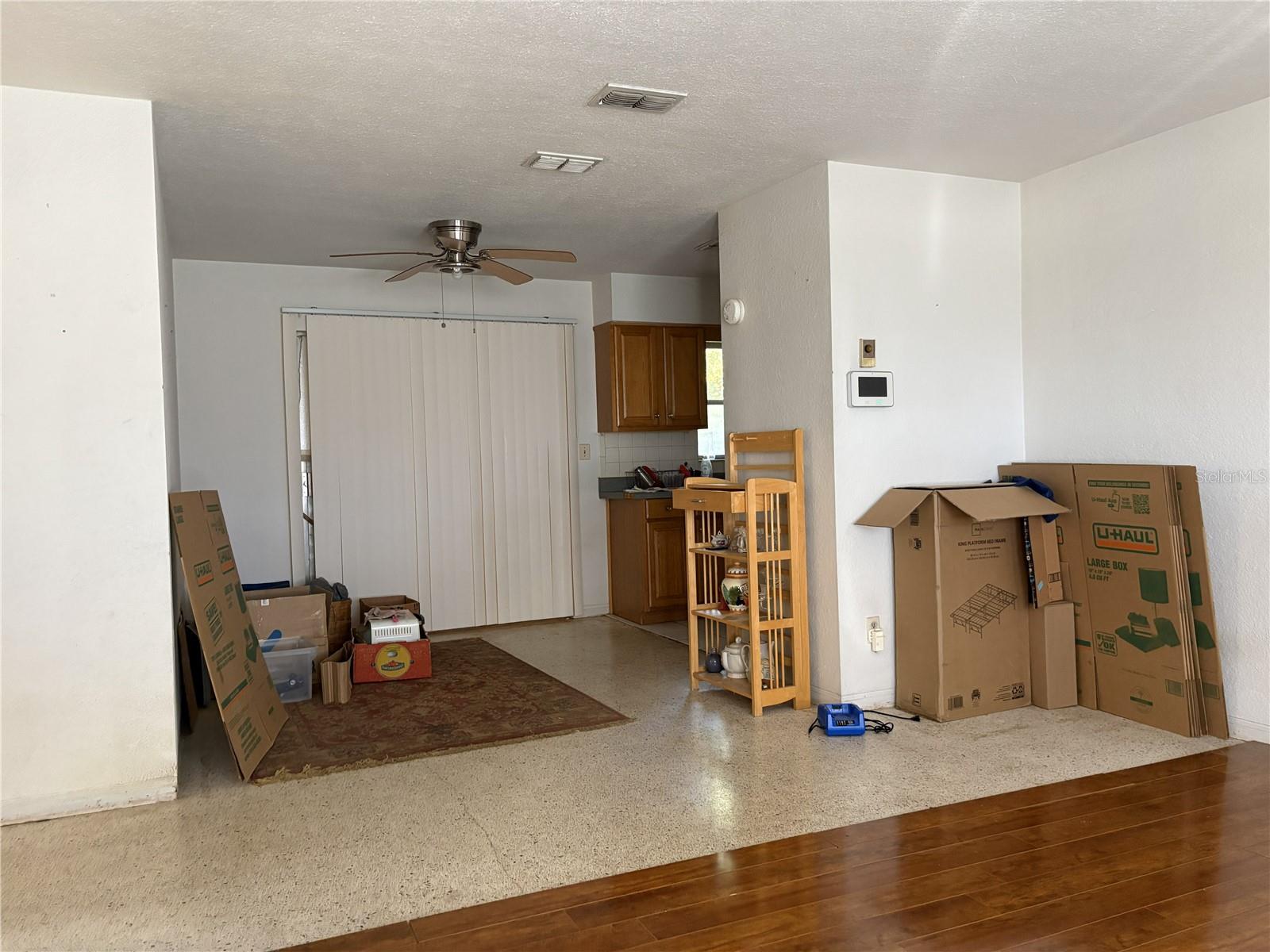 Image 6 of 7 For 11081 103rd Terrace