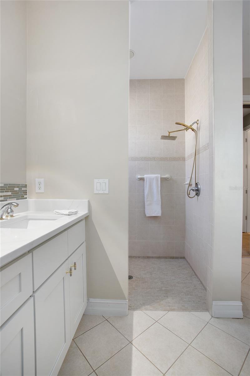 Image 25 of 49 For 110 Curry Rise Court