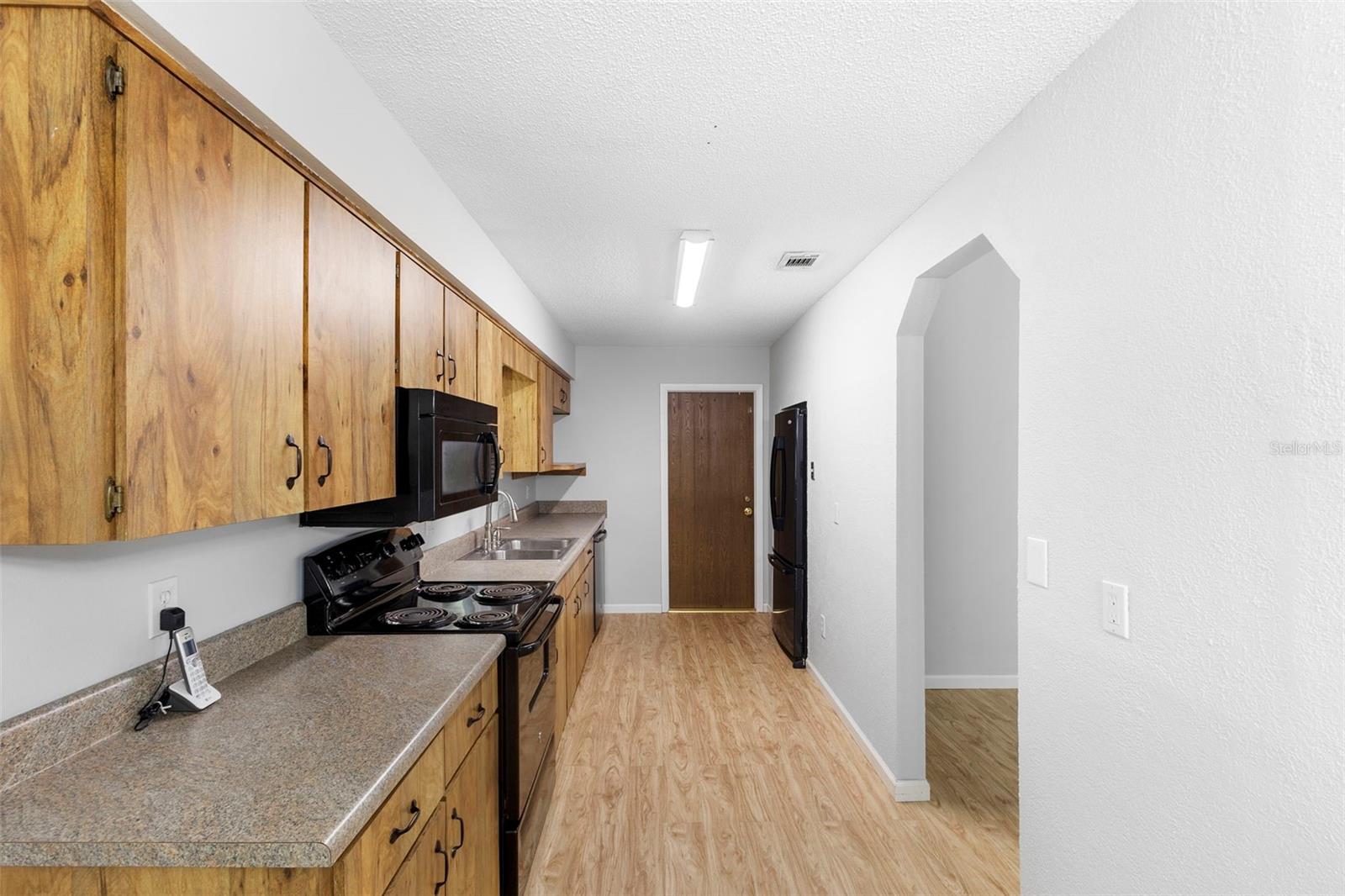 Image 12 of 37 For 3560 Apple Orchard Drive