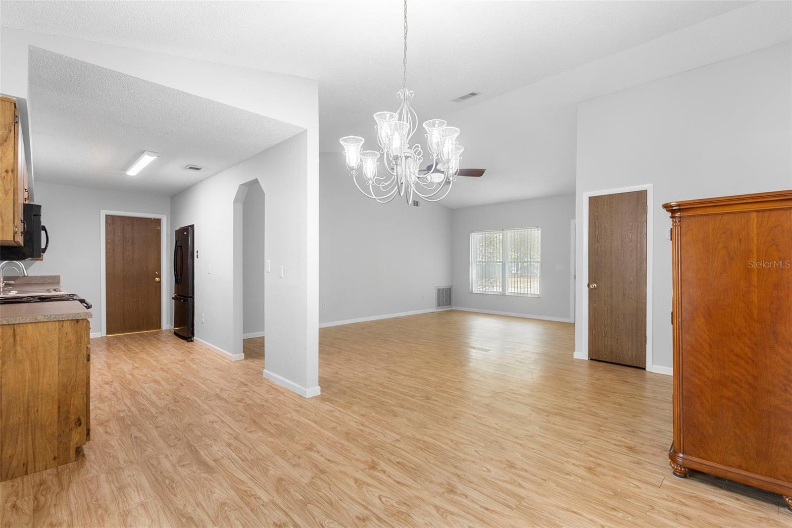 Image 16 of 37 For 3560 Apple Orchard Drive