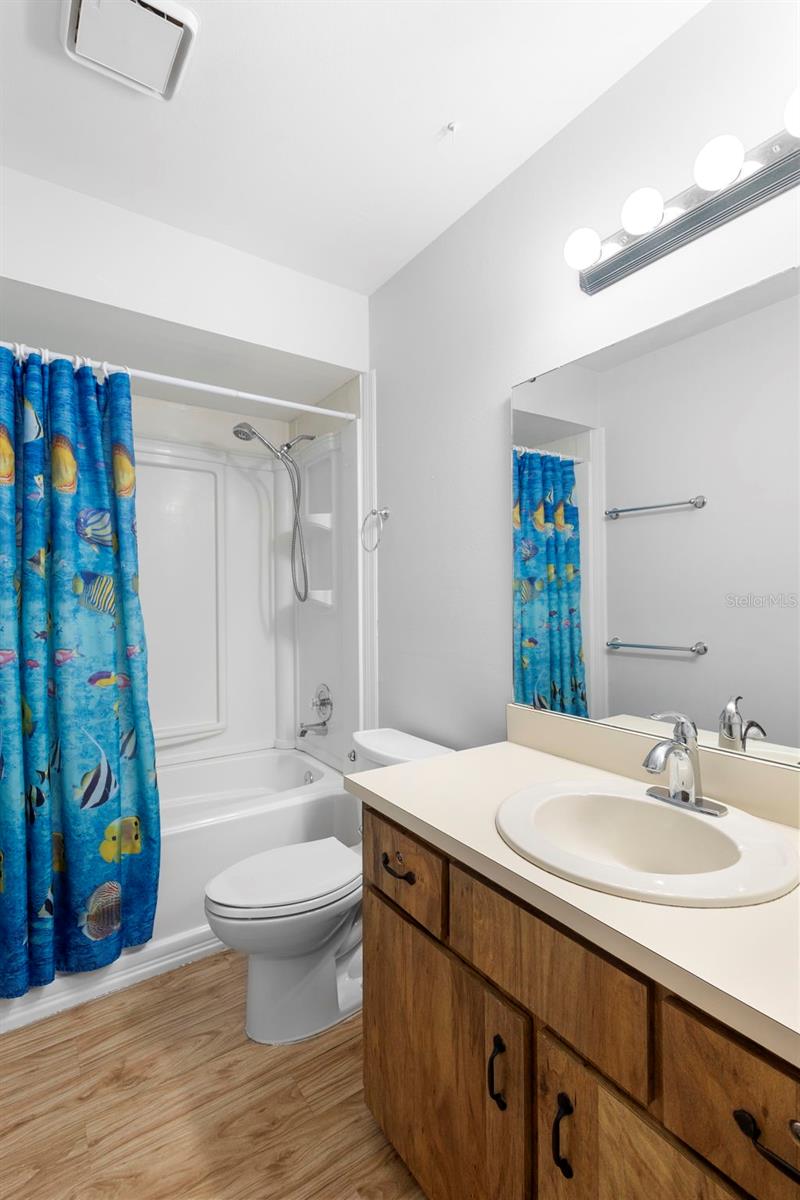 Image 17 of 37 For 3560 Apple Orchard Drive