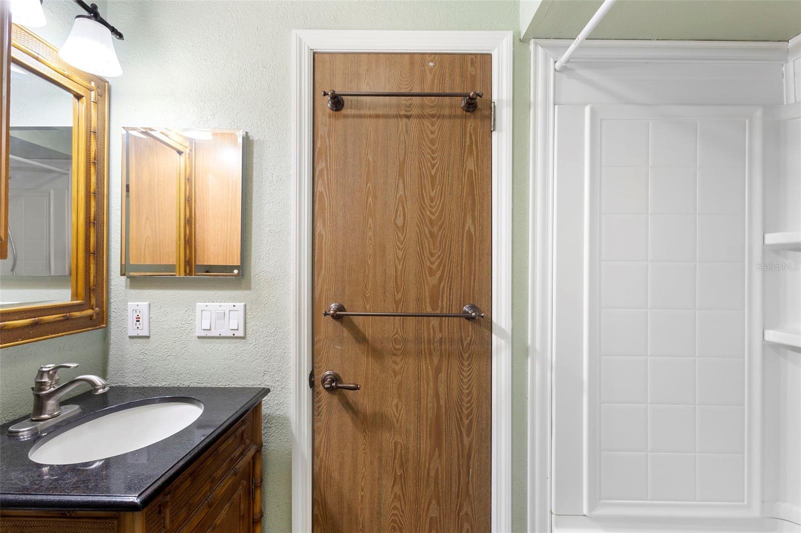 Image 23 of 37 For 3560 Apple Orchard Drive