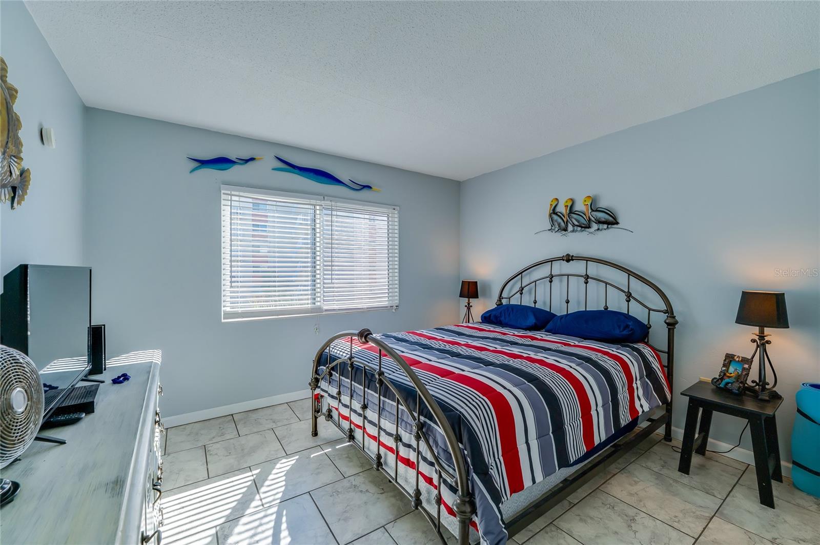 Image 13 of 22 For 2711 Halifax Avenue 370