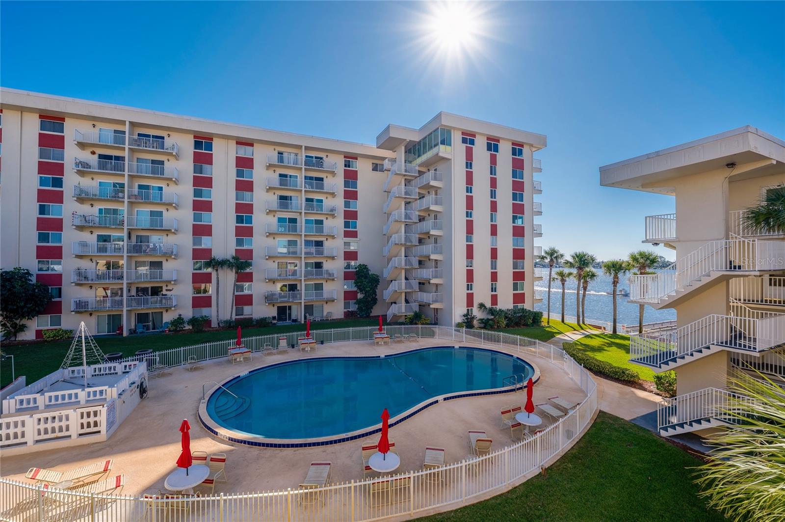 Image 3 of 22 For 2711 Halifax Avenue 370