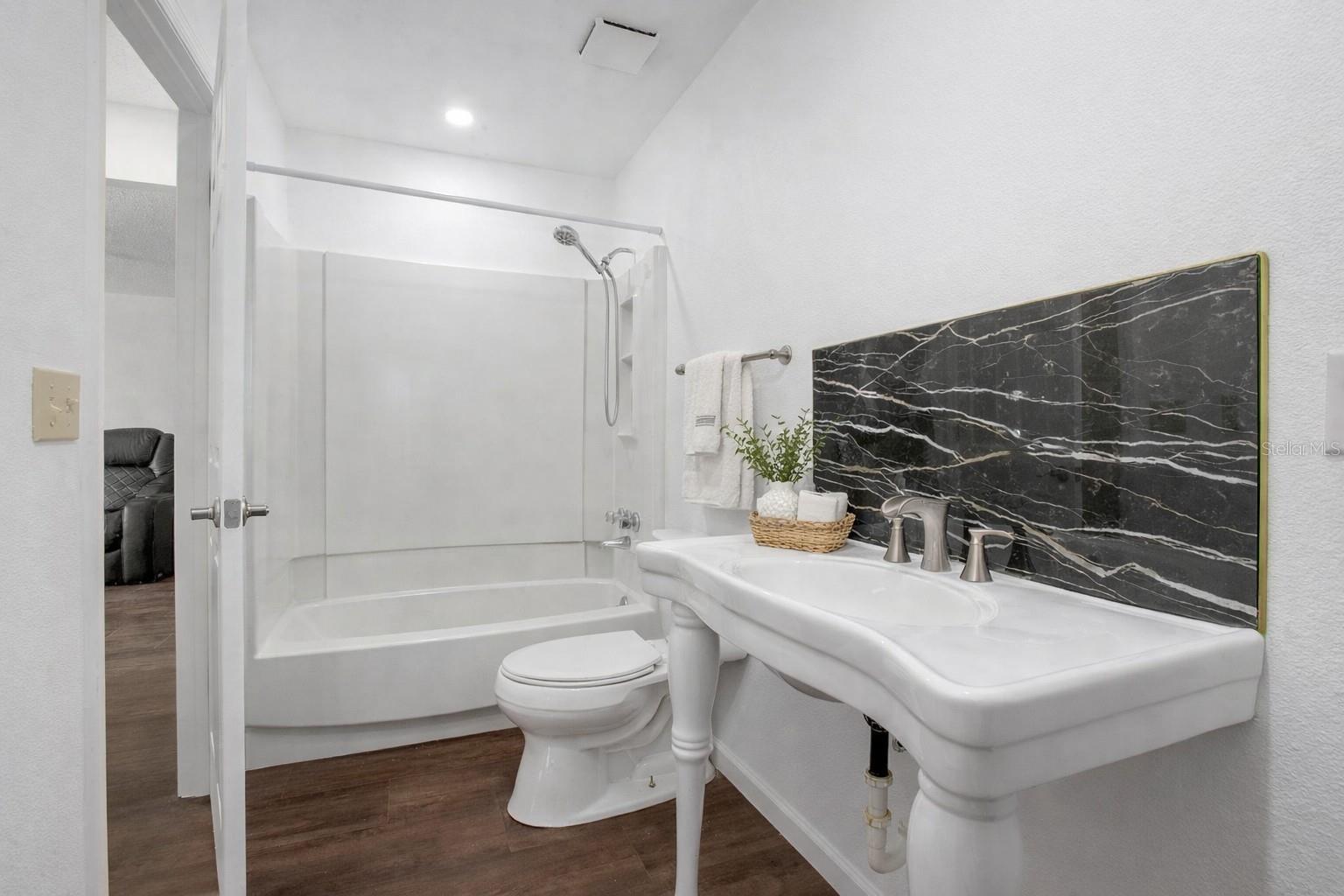 Image 13 of 17 For 792 Bennett Road