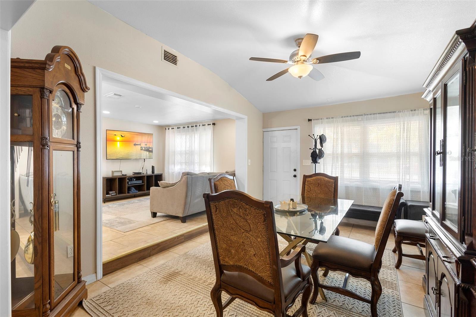 Image 12 of 37 For 389 Park Avenue