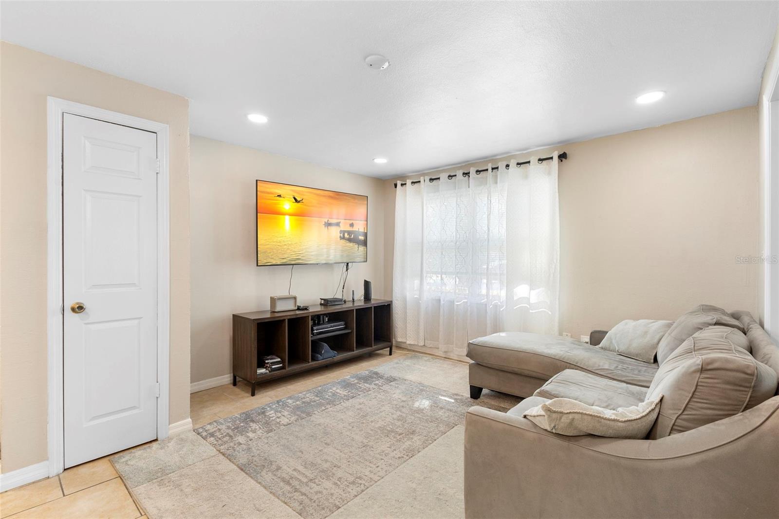 Image 13 of 37 For 389 Park Avenue