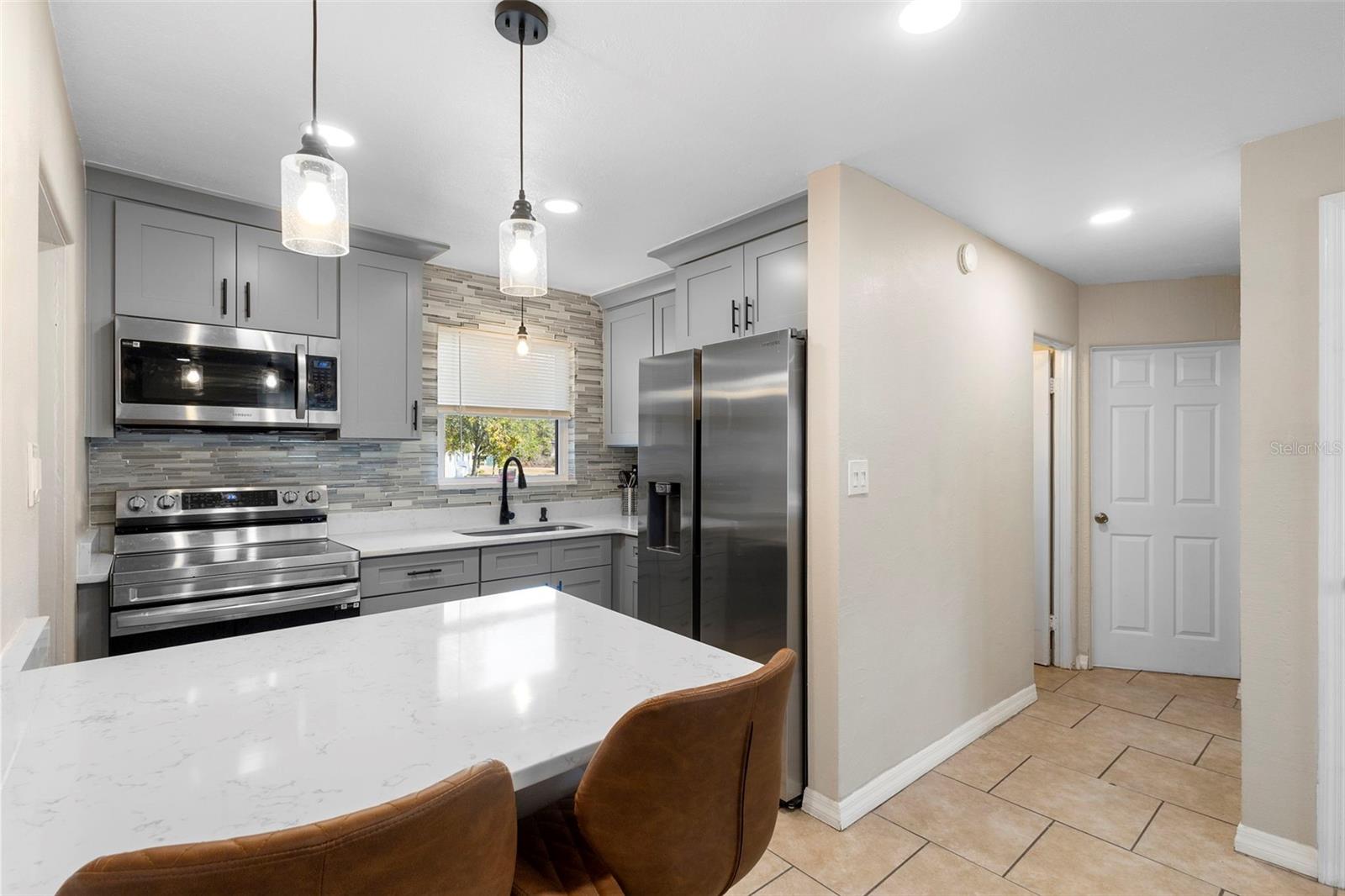 Image 17 of 37 For 389 Park Avenue